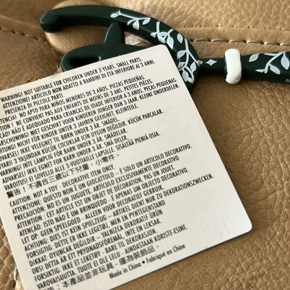 Disney’s exclusive, key and black and white with a castle - Picture 2 of 6